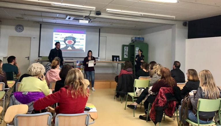 Melani Ivars durante una sesión de Educant per a previndre