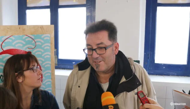 Miquel Ruiz realizará un taller gratuito en el Mercat con receta sorpresa 1 Imagen: Miquel Ruiz durante la presentación de Enamorados de la gamba