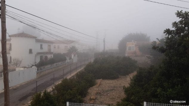 niebla en el montgo