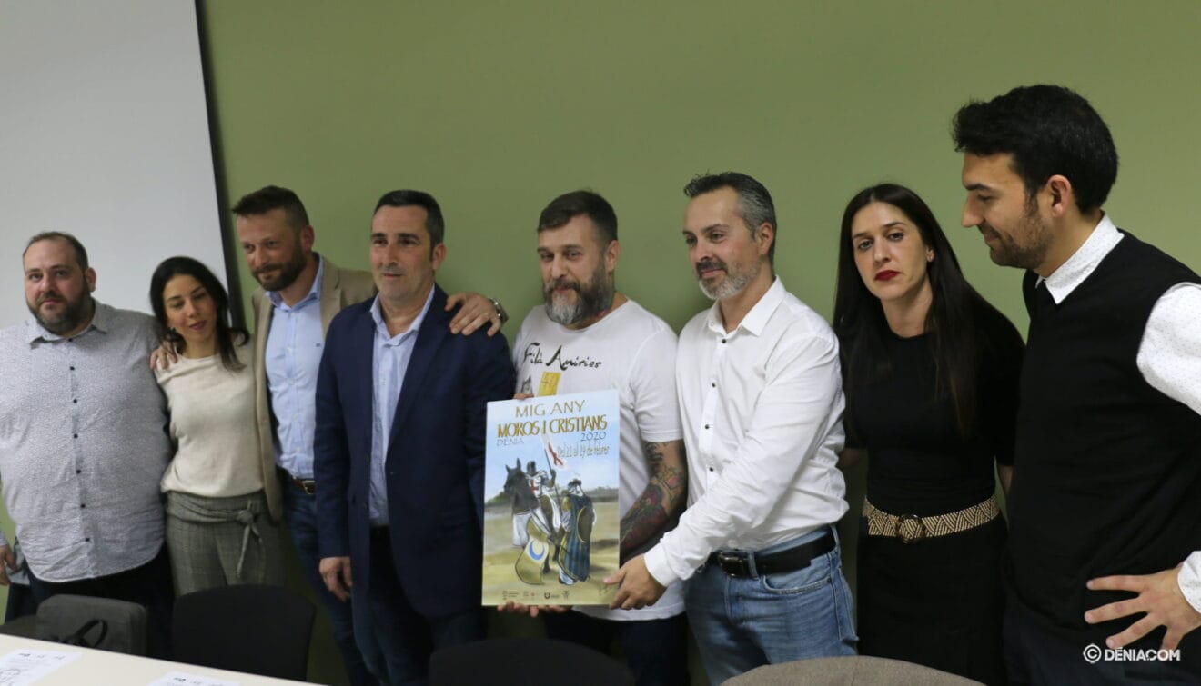 Óscar Llamas, autor del cartel de Mig Any