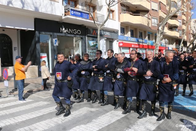 presentacion y primera entraeta de mig any 55