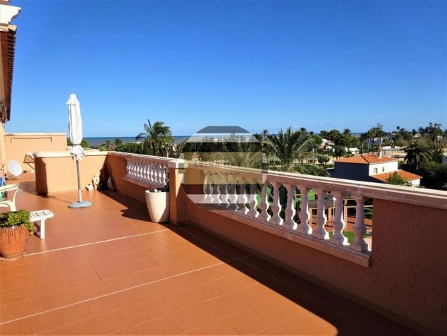 Ático con vistas al mar y tres terrazas en venta con Casas Singulares 4 terraza atico venta denia casas singulares