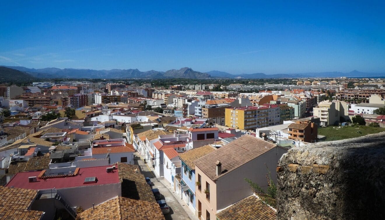 Vista de Dénia desde el castillo