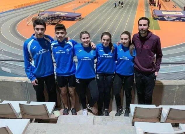 atletas del ca balearia dianium en valencia