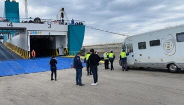 caravana embarcando