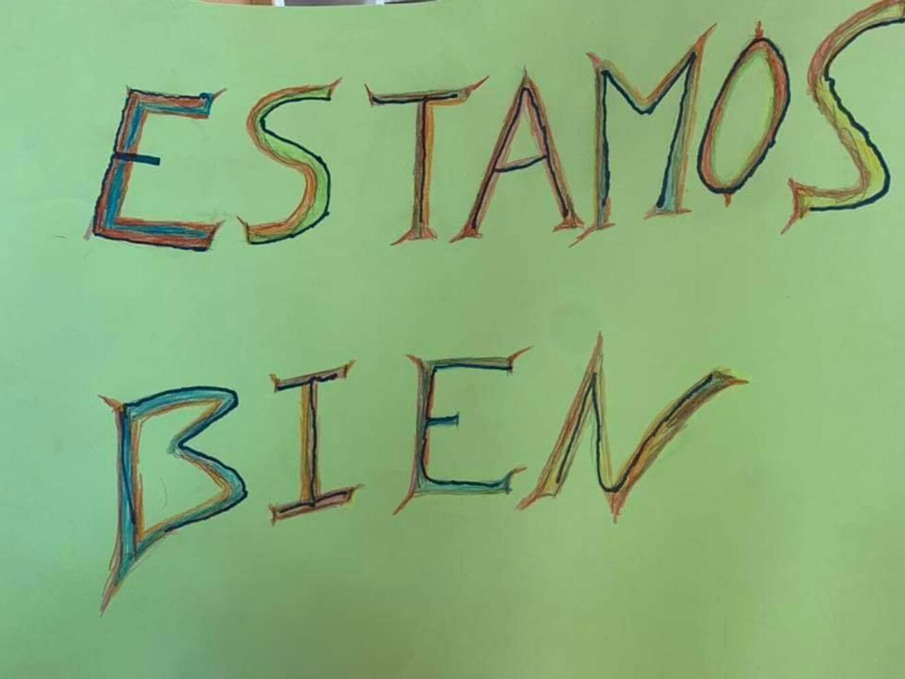 Cartel con un mensaje tranquilizador para los familiares, en el perfil de Facebook de la Residencia de ancianos Santa Llúcia