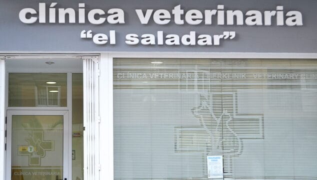 Imagen: Fachada de Clínica Veterinaria El Saladar