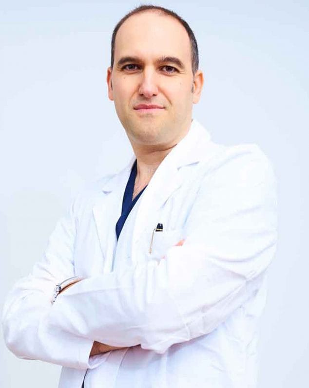 Imagen: El doctor Pablo Martínez, experto en traumatología - Dra. Iris Alexandra Henkel