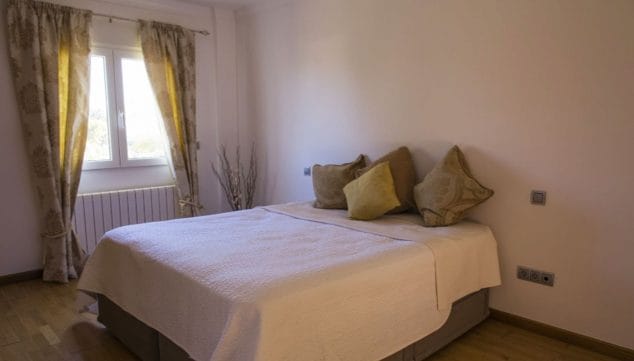 Alquila un precioso chalet de vacaciones para ocho personas con Deniasol 9 dormitorio chalet vacaciones ocho personas denia deniasol