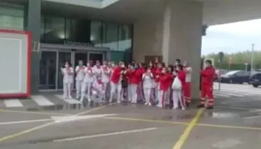Homenaje al servicio de limpieza del hospital