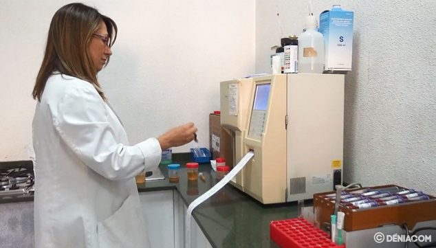Imagen: Toma de muestras en Laboratorios González