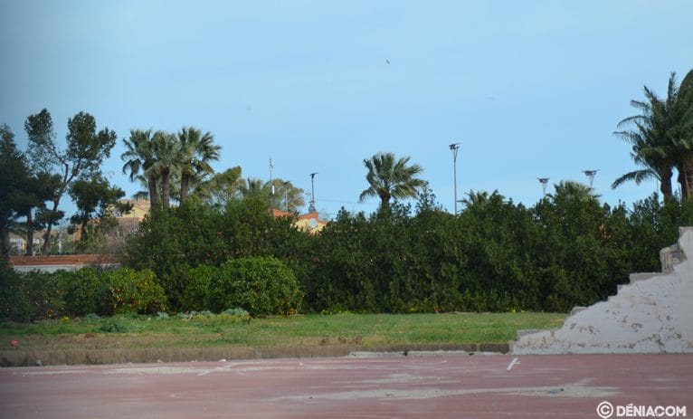 Muro oeste del pabellón caído