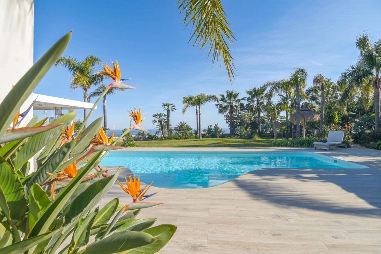 Piscina privada en una villa de lujo en alquiler en Benissa - Aguila Rent a Villa