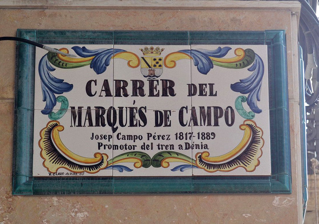 Placa de la calle Marqués de Campo (Fuente: Wikimedia Commons)
