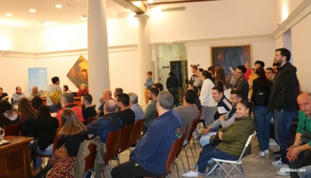 Imagen: Representantes de las distintas comisiones