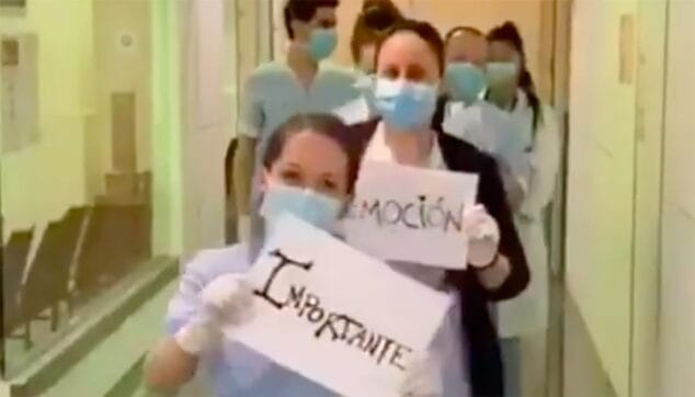 trabajadores del hospital agradecen los aplausos