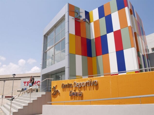 Imagen: Vista exterior de Centro Deportivo Dénia