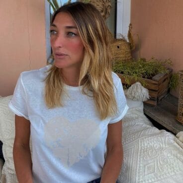 Camiseta solidaria %22One Heart%22