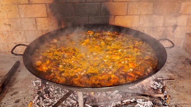 Imagen: Paella pascuera – Aurora Ferrer