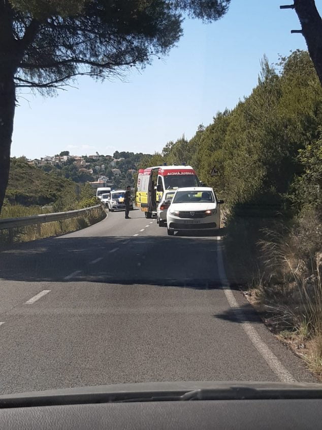 Imagen: Accidente en la carretera de las Planas Dénia-Xàbia