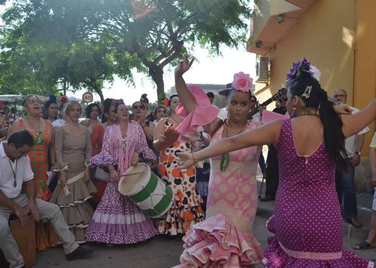 Bailes a la Virgen del Rocío en Dénia