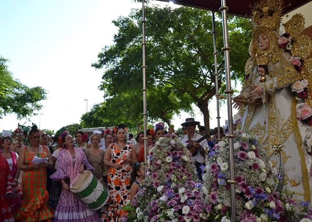 Canto de la Salve en honor a la Virgen del Rocío, Dénia4