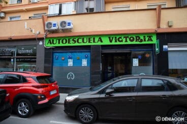 Entrada de Autoescuela Victoria