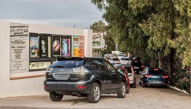 Imagen: Entrada del autocine