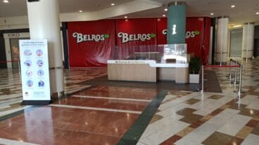 entrada del centro portal de la marina