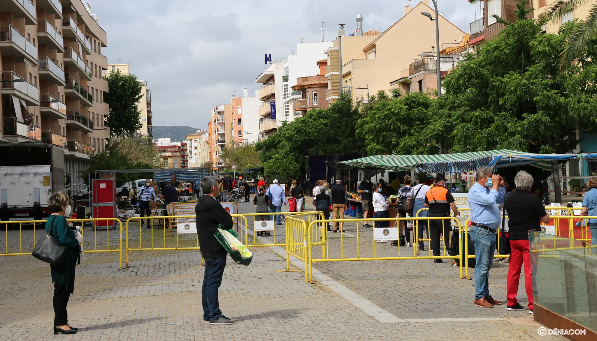Mercado al aire libre en La Vía