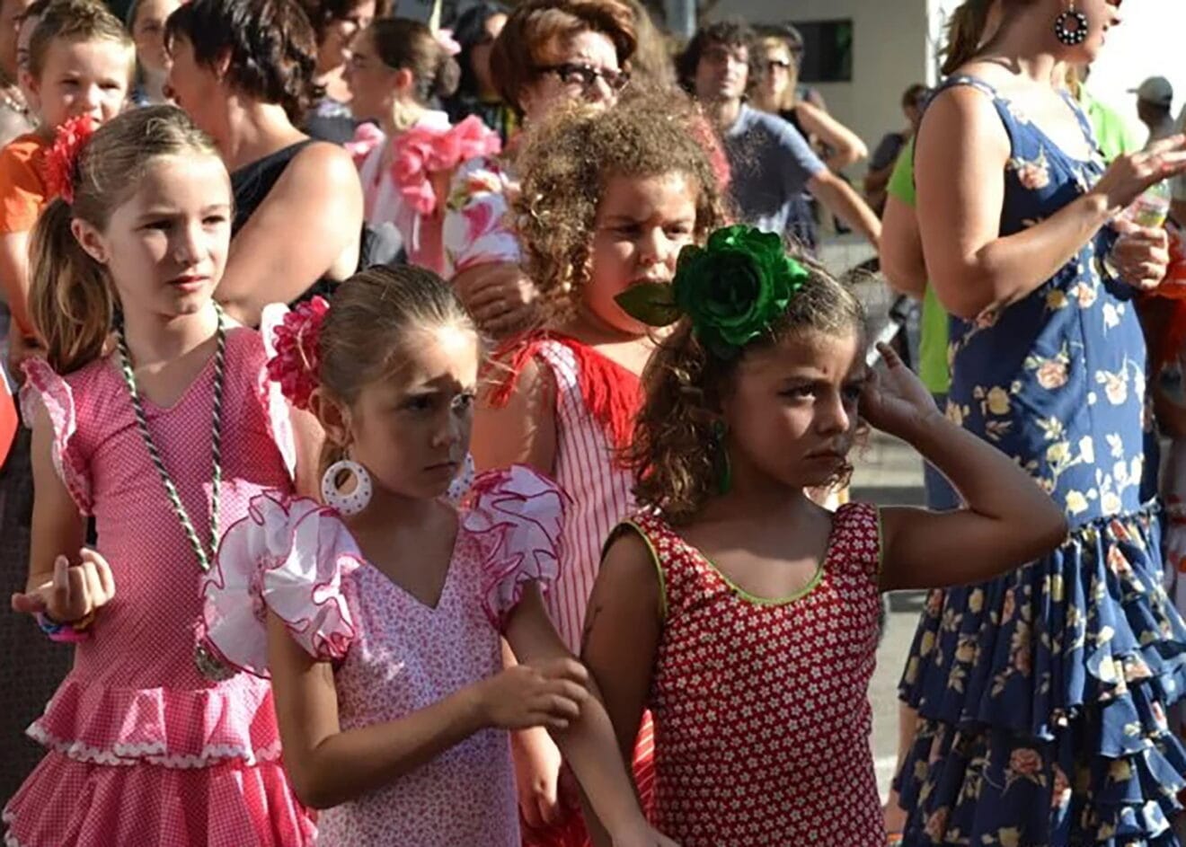 Niñas en la Romería de la Virgen del Rocío