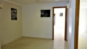 Recibidor de un piso en venta en Dénia – Casas Singulares