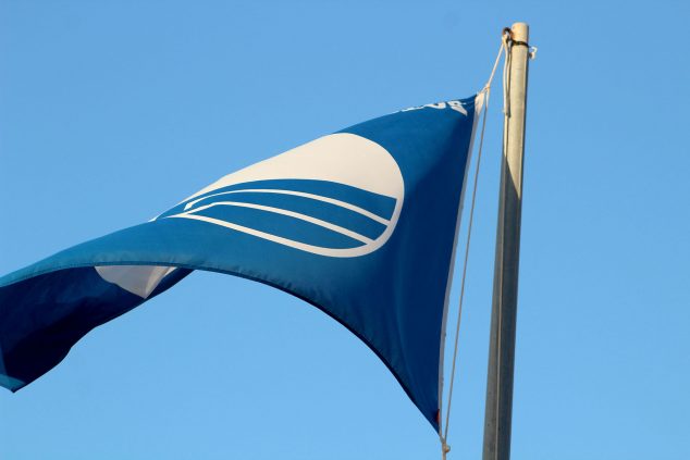 Imagen: Bandera azul de Punta el Raset