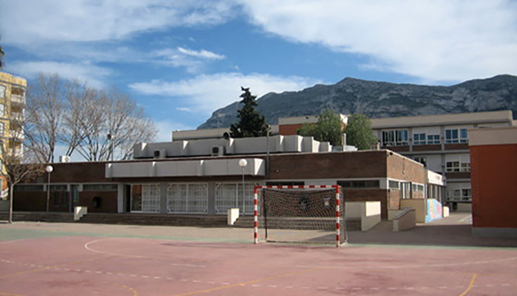 El colegio Montgó acogerá nuevamente la escuela de verano