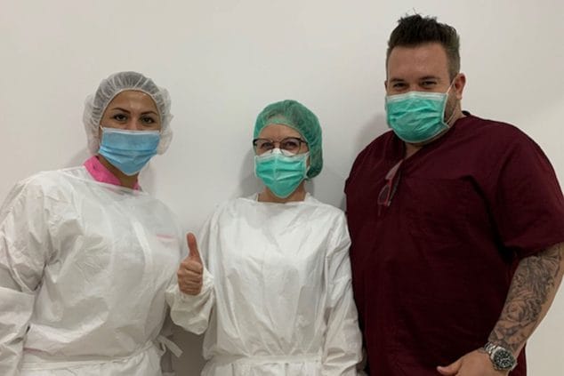 equipo clinica doctora flores de apodaca