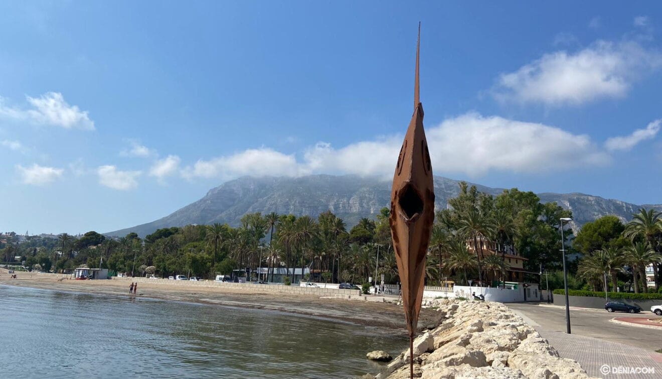Escultura de Toni Marí en la Marineta