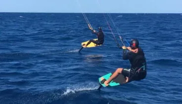 kitesurfistas en denia