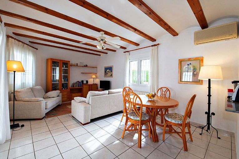 Living room of a chalet for sale in Dénia - Euroholding