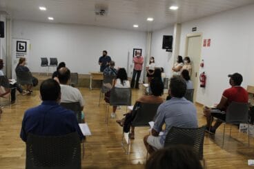 auxiliares covid 19 en la reunion informativa