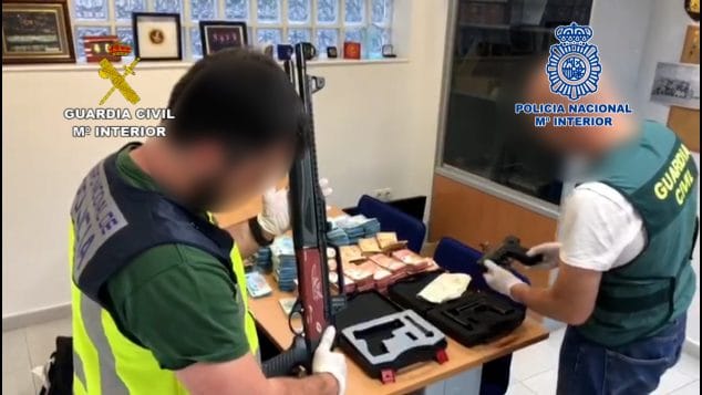 Imagen: Material incautado a la banda criminal
