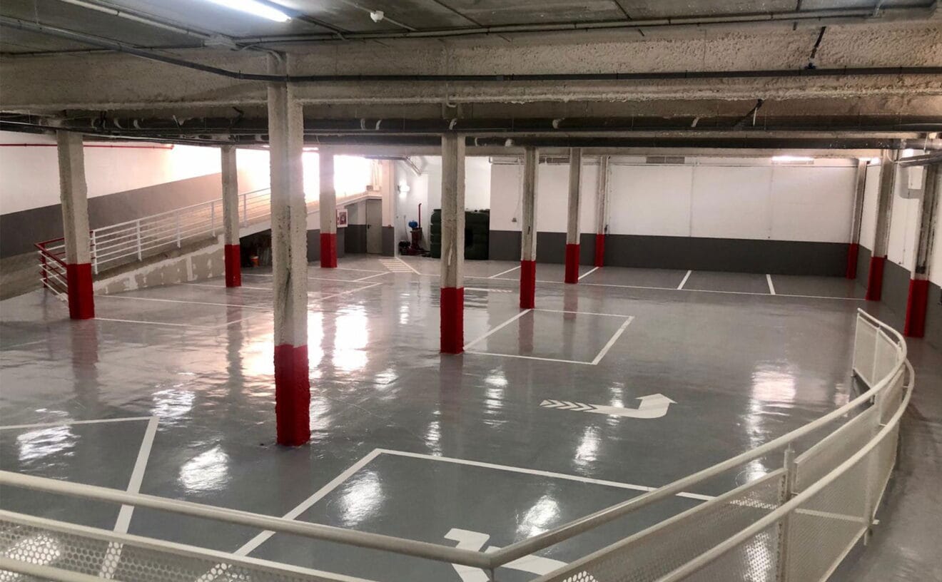 Parking subterráneo - Policlínica Glorieta