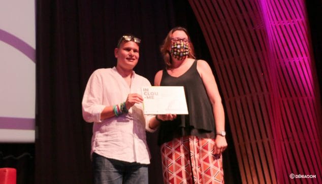 reconocimiento a la escuela de musica manuel lattur