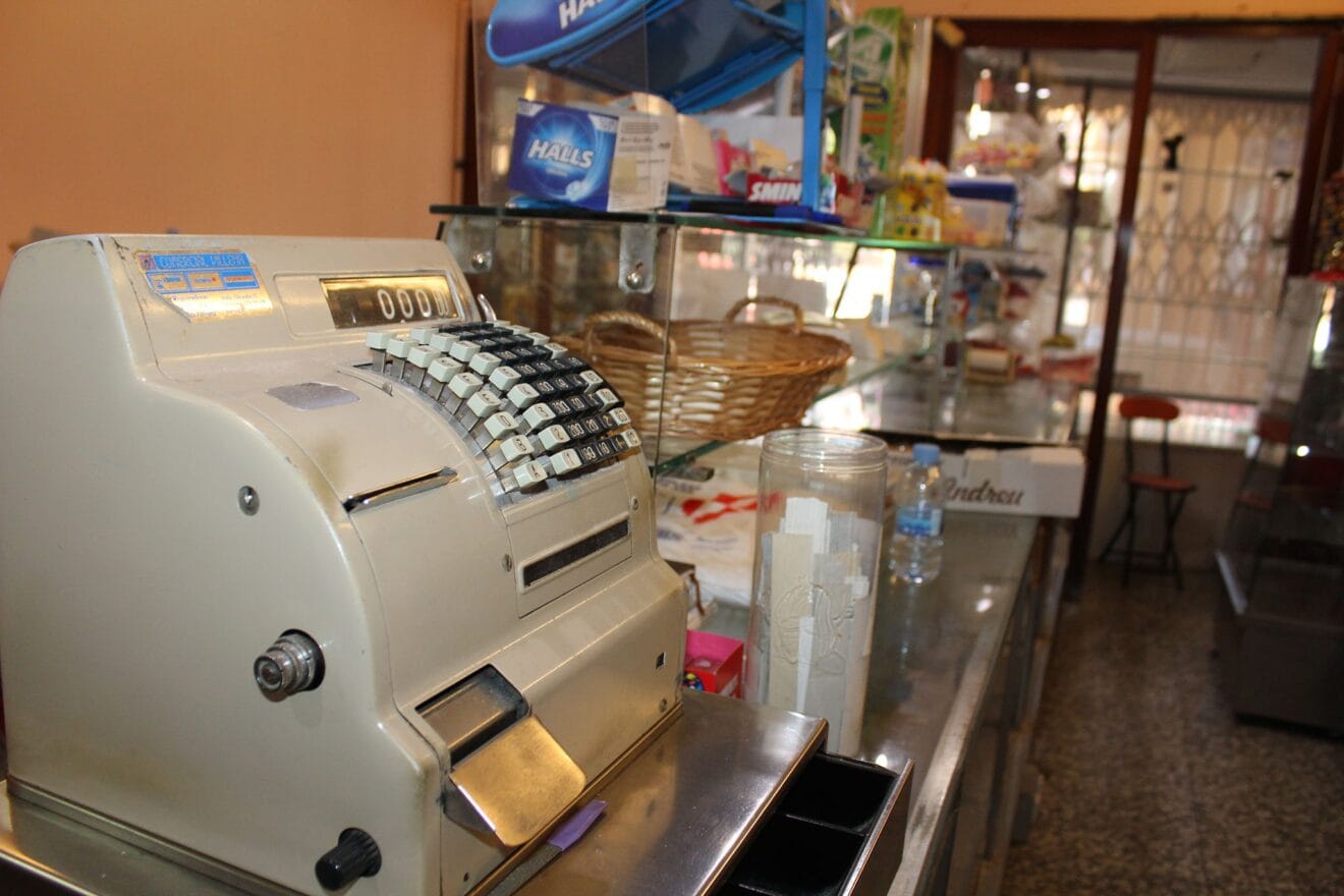 Caja registradora de la pastelería Agulló