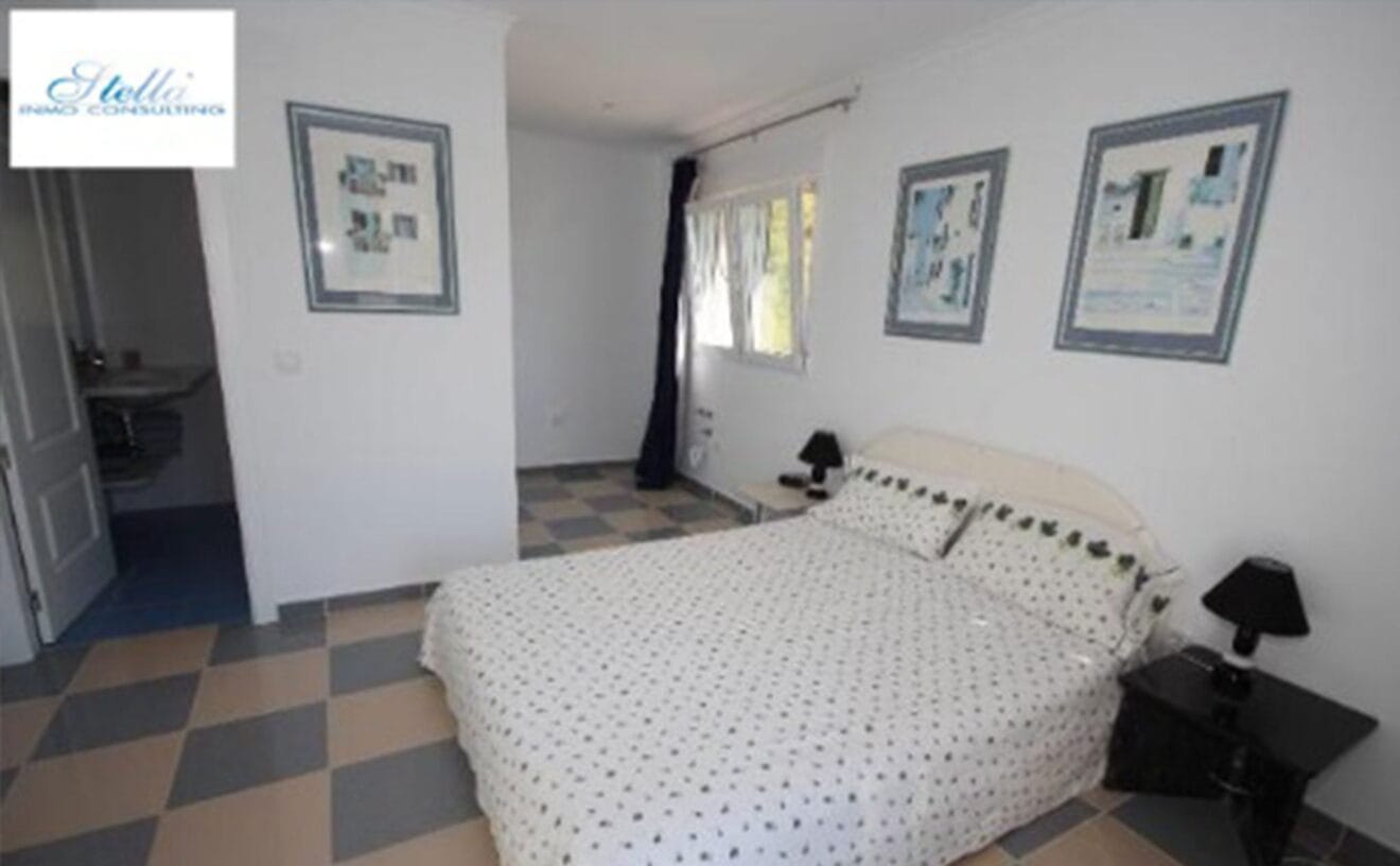 Dormitorio en una casa de campo a la venta en Llíber - Stella Inmo Consulting