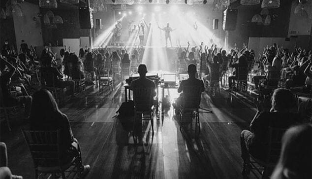 Imagen: La Fúmiga sobre el escenario | Foto de GarayGreen