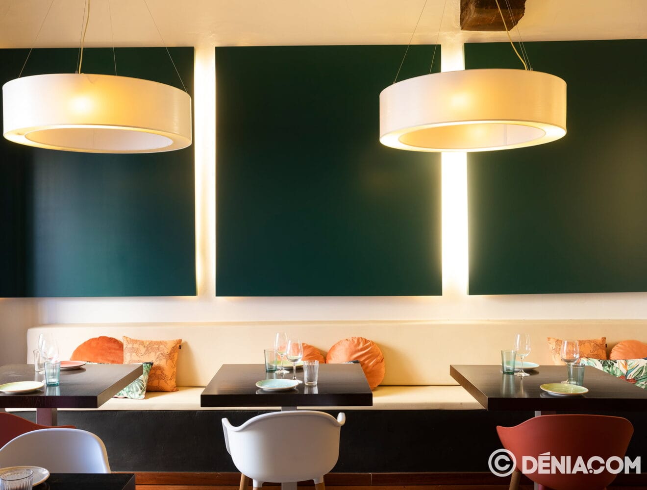 Salón con luz La Chula de Cavallers