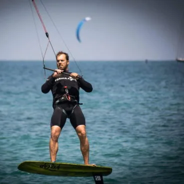 Álex Climent sobre la tabla