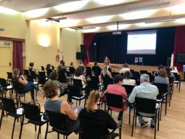 asistentes al programa educant al present
