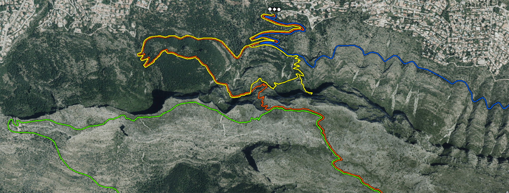 En amarillo, la ruta entre el Racó del Bou y la Cueva del Agua, en el Montgó en Dénia (Fuente: Visor cartográfico de Parques Naturales de la Generalitat