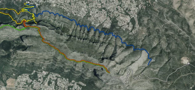 Imagen: La línea gris clara en la parte inferior derecha marca esta ruta (Fuente: Visor cartográfico de Parques Naturales de la Generalitat Valenciana)
